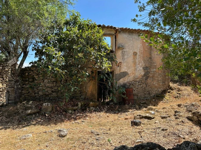 Moradia T2 para Venda em Além da Ribeira e Pedreira Foto 3