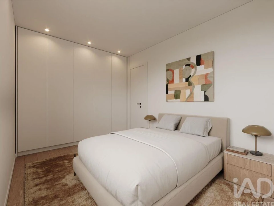 Apartamento T2 para Venda em Castêlo da Maia Foto 2