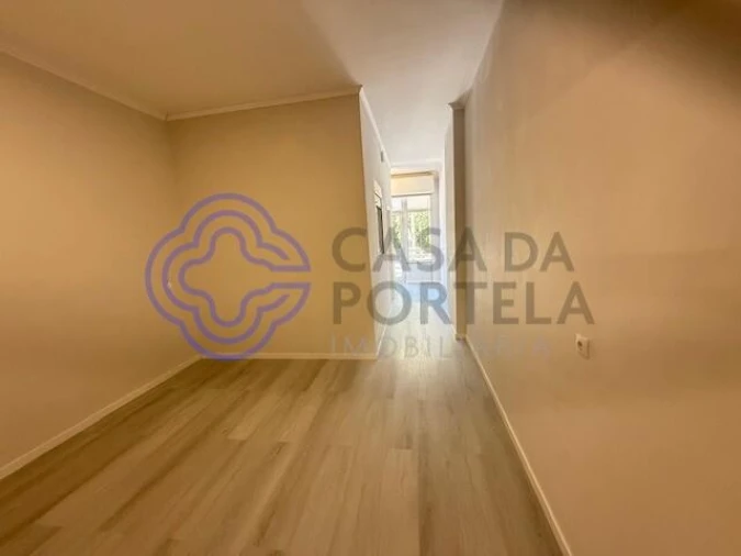 Loja para Venda em Queluz e Belas Foto 13