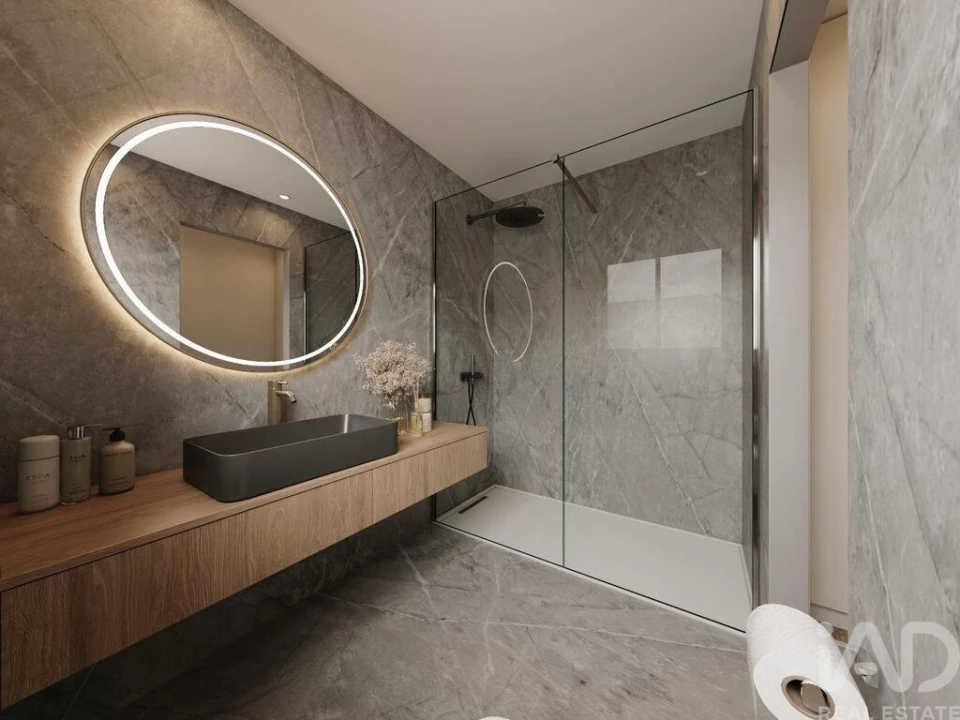 Apartamento T2 para Venda em Castêlo da Maia Foto 3