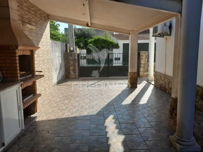 Moradia T4 para Venda em Zebreira e Segura Foto 3