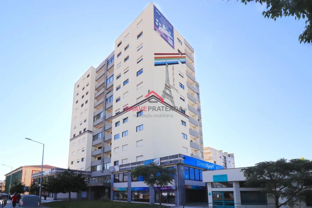 Escritório para Arrendamento em Braga (Maximinos, Sé e Cividade) Foto 4