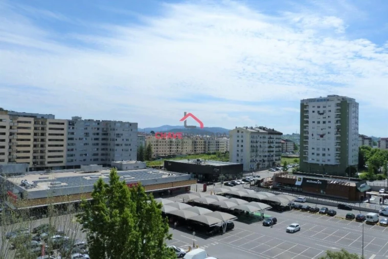 Escritório para Arrendamento em Braga (Maximinos, Sé e Cividade) Foto 6
