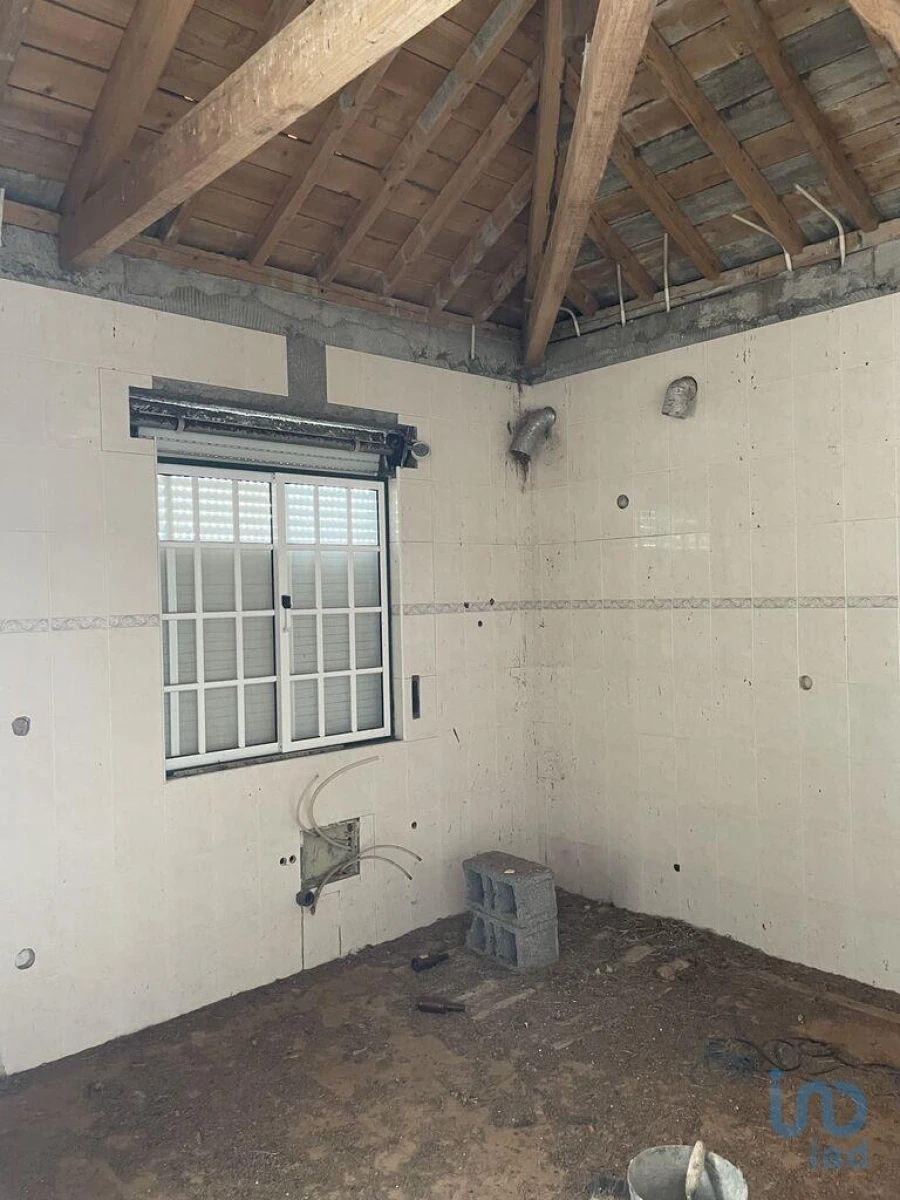 Moradia T2 para Venda em Urzelina (São Mateus) Foto 8