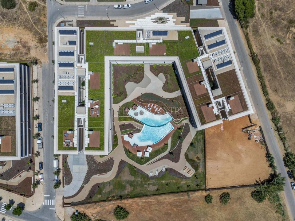 Apartamento T2 para Venda em Quarteira Foto 53