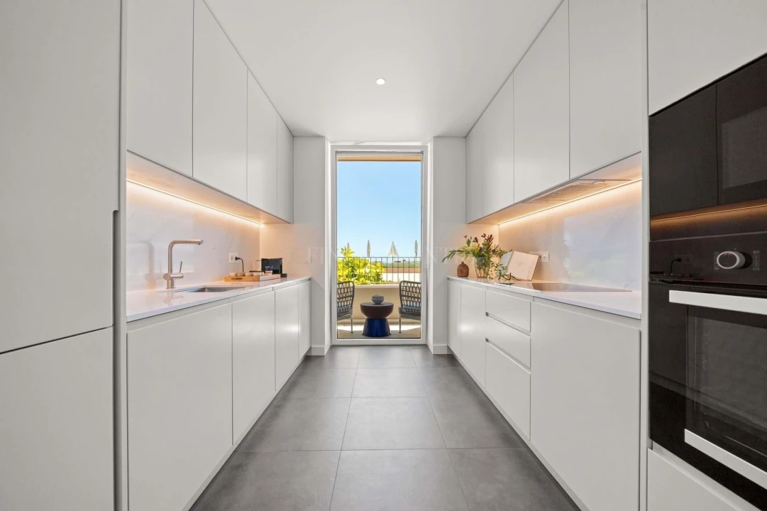 Apartamento T2 para Venda em Quarteira Foto 10