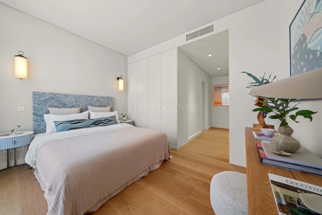 Apartamento T2 para Venda em Quarteira Foto 28