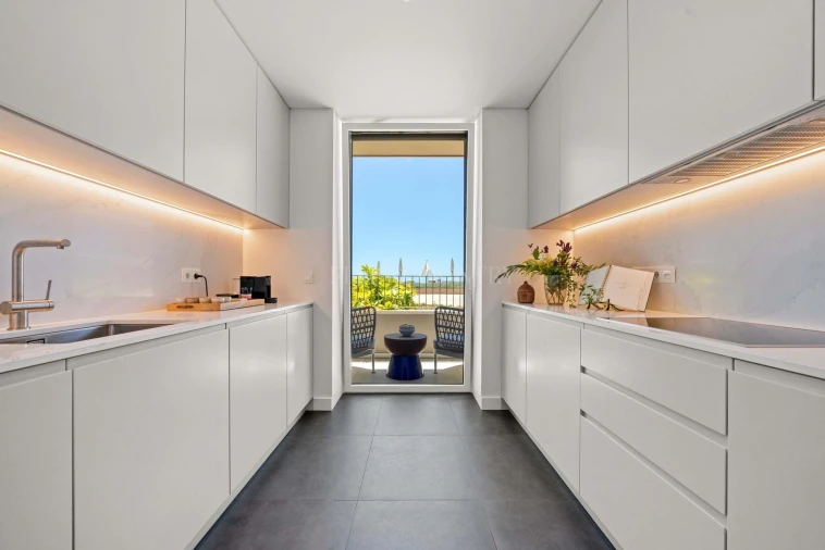 Apartamento T2 para Venda em Quarteira Foto 11