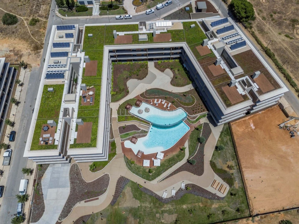 Apartamento T2 para Venda em Quarteira Foto 52