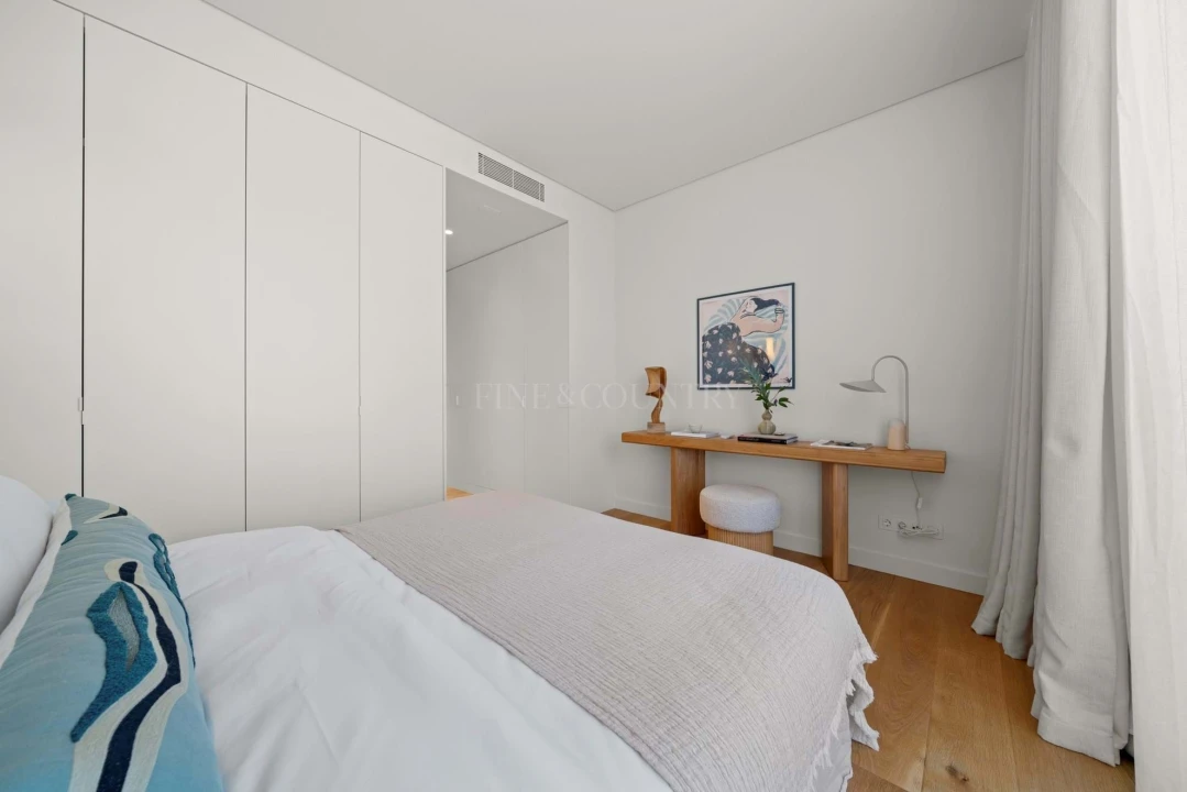 Apartamento T2 para Venda em Quarteira Foto 27