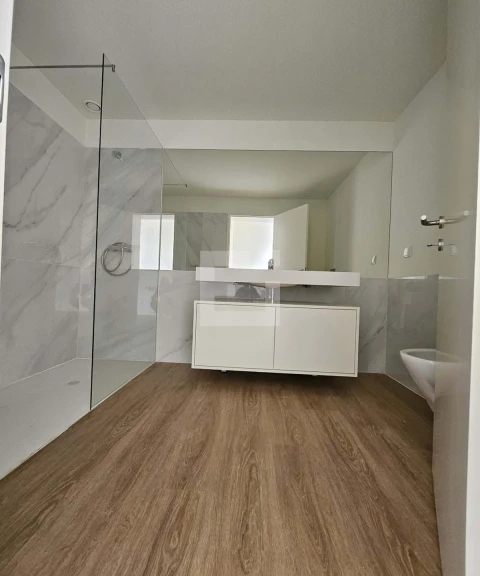 Apartamento T1 para Venda em Campanhã