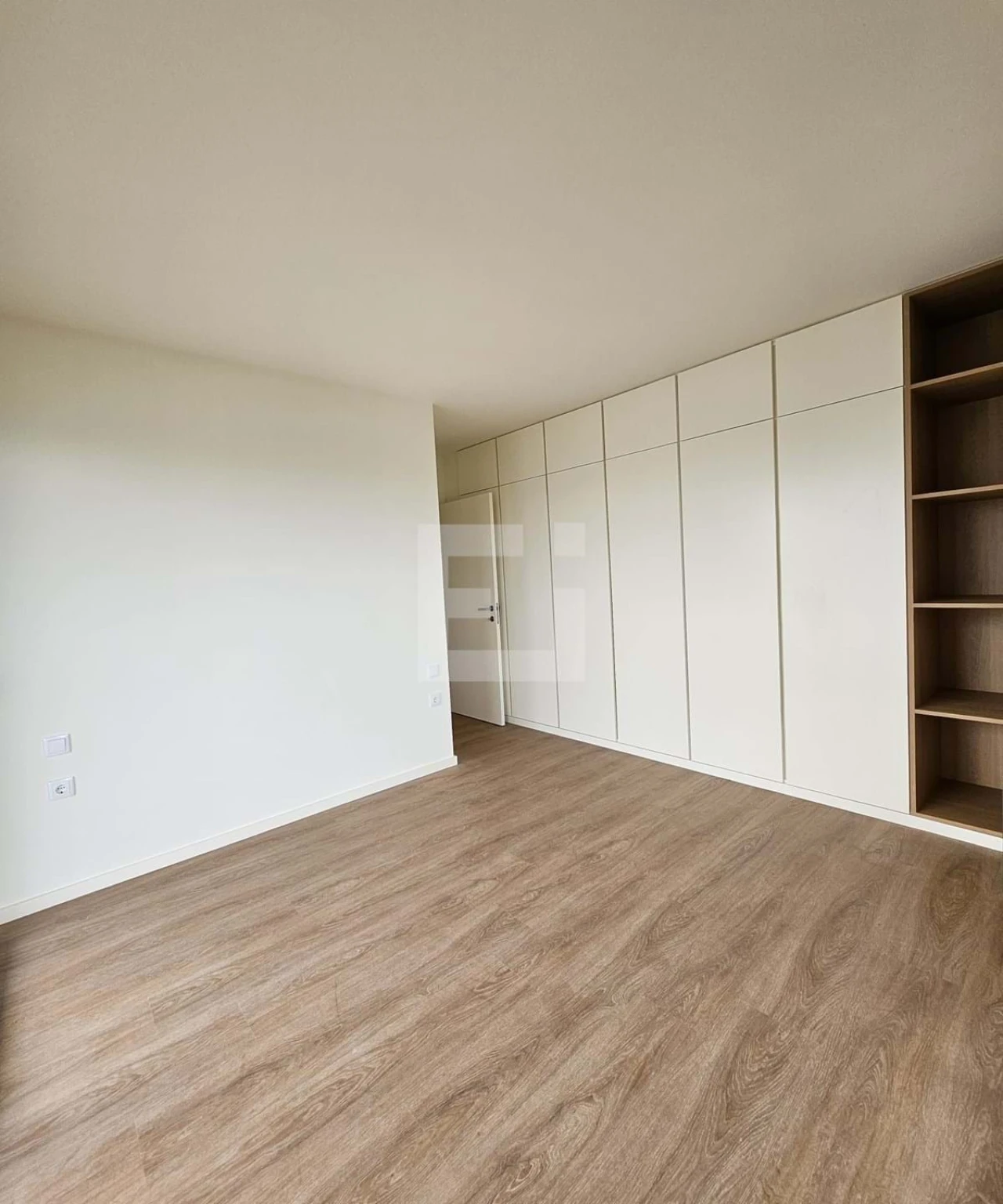 Apartamento T1 para Venda em Campanhã Foto 9