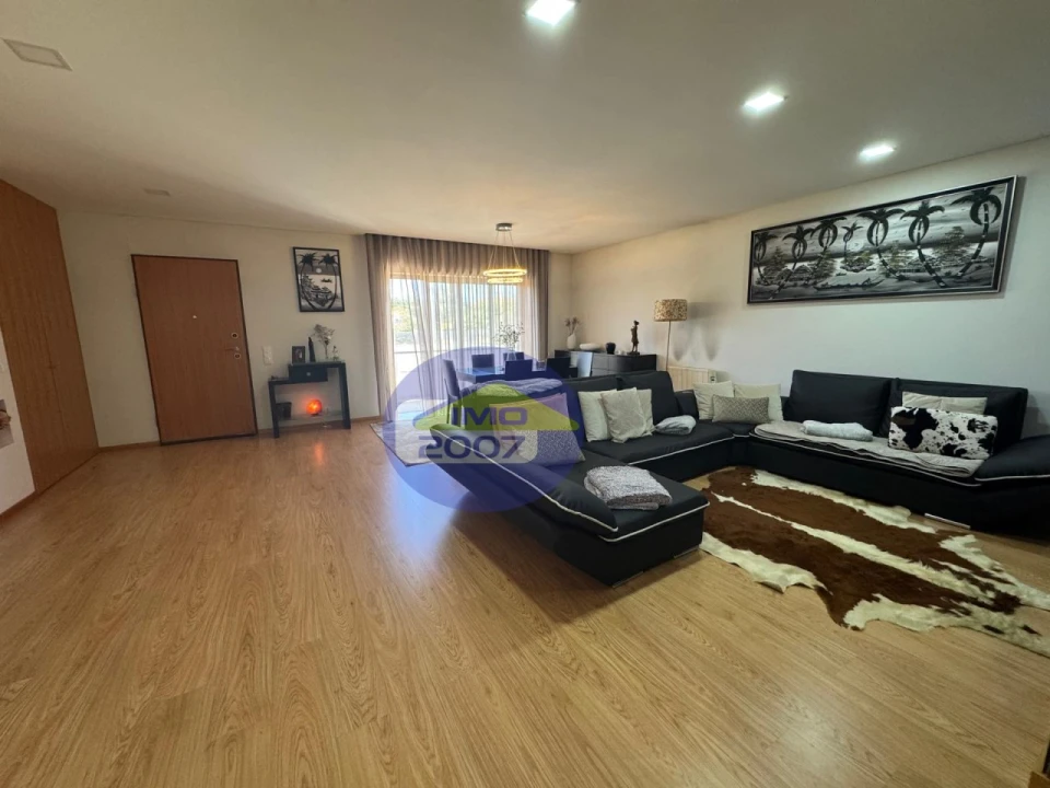 Moradia T3 para Venda em Nogueira da Regedoura Foto 7