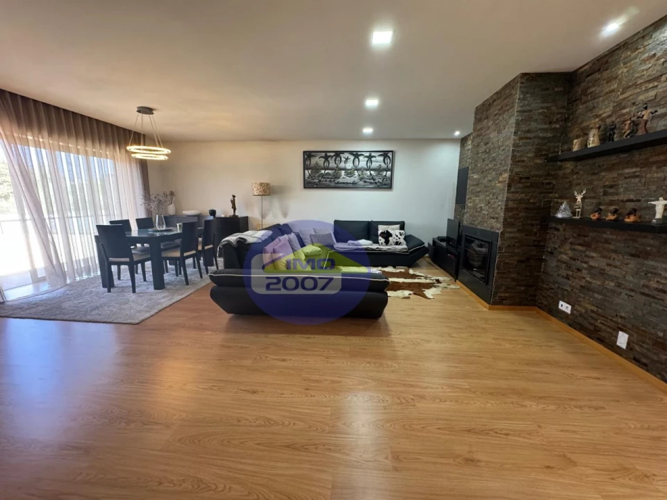 Moradia T3 para Venda em Nogueira da Regedoura Foto 44