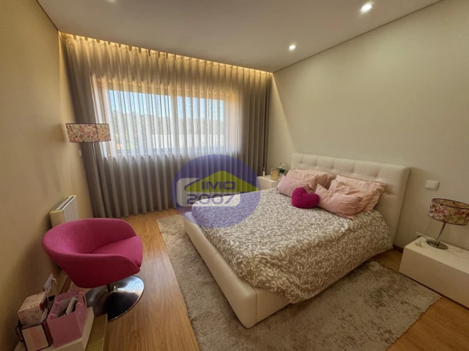 Moradia T3 para Venda em Nogueira da Regedoura Foto 18