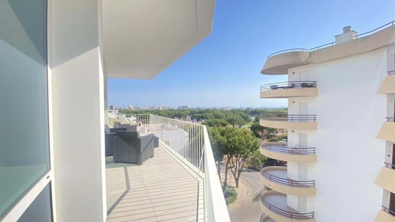 Apartamento T3 para Venda em Quarteira Foto 27