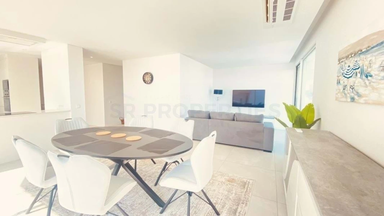 Apartamento T3 para Venda em Quarteira Foto 17