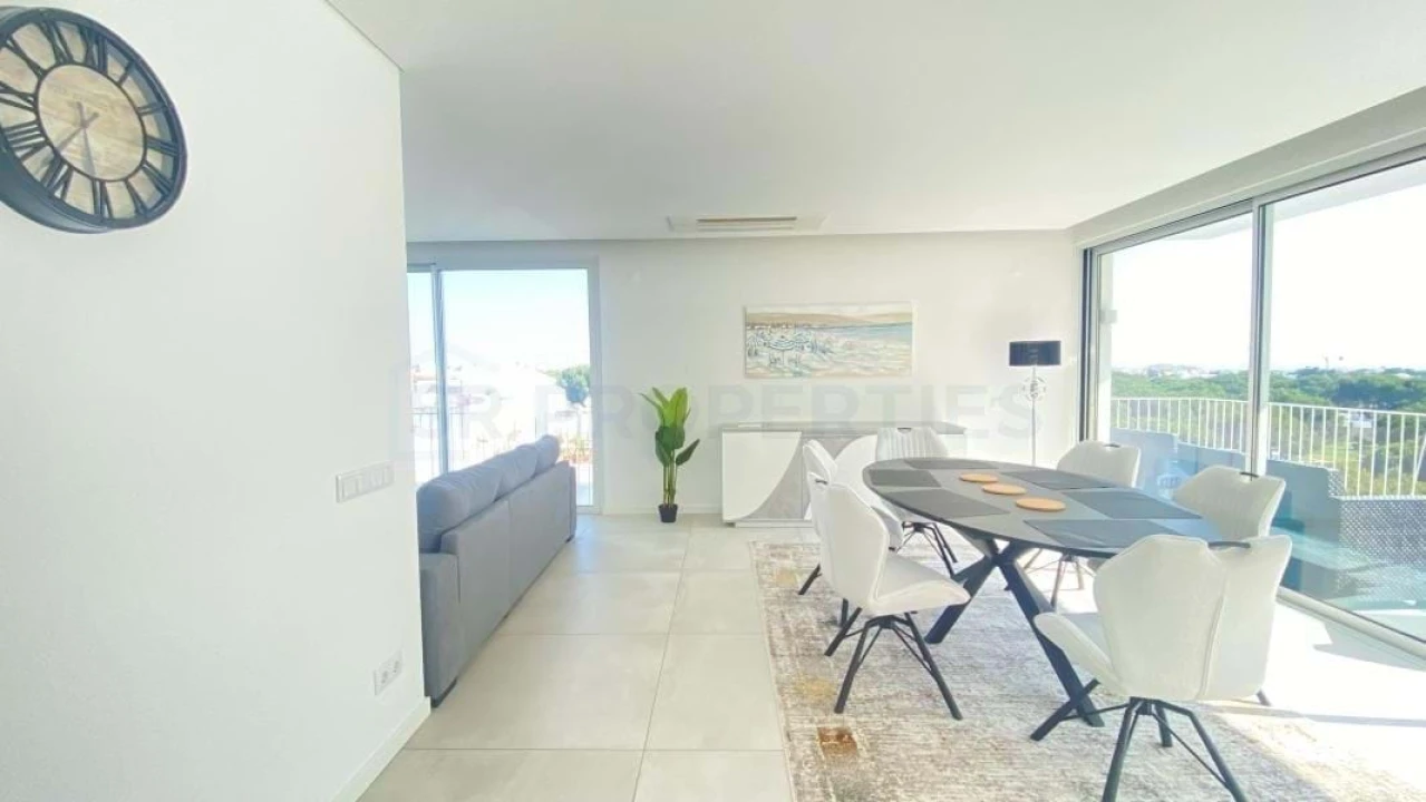 Apartamento T3 para Venda em Quarteira Foto 26