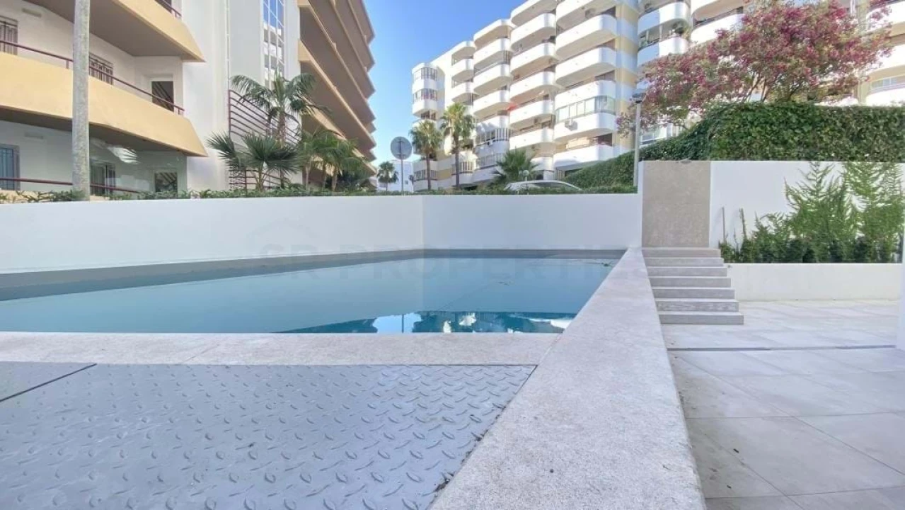 Apartamento T3 para Venda em Quarteira Foto 30