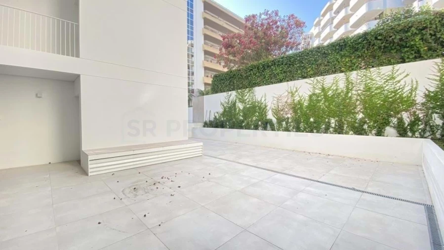 Apartamento T3 para Venda em Quarteira Foto 29