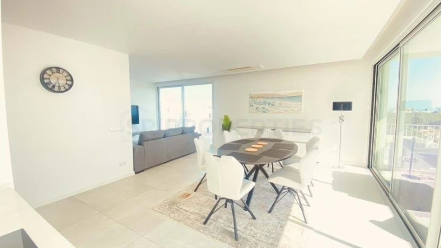 Apartamento T3 para Venda em Quarteira Foto 18