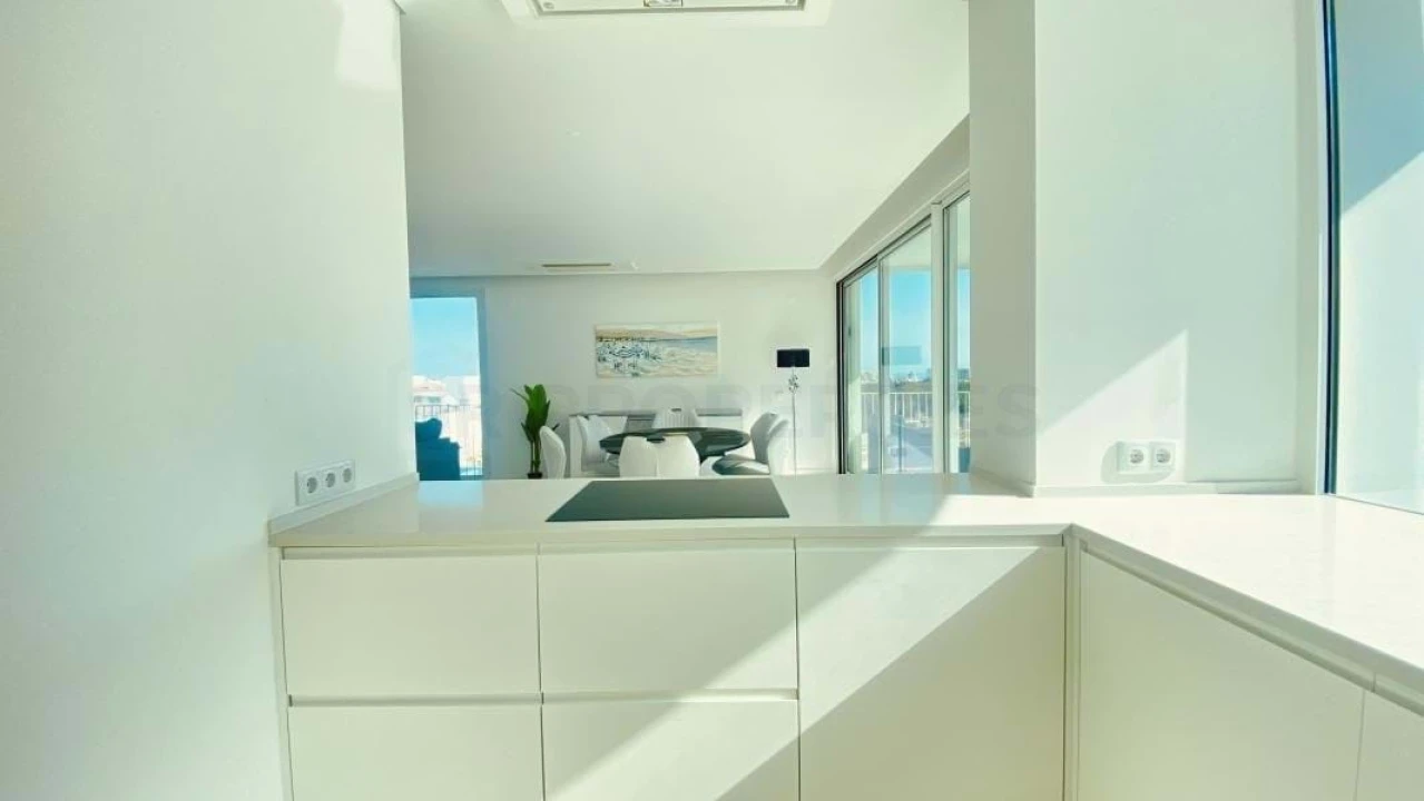 Apartamento T3 para Venda em Quarteira Foto 23