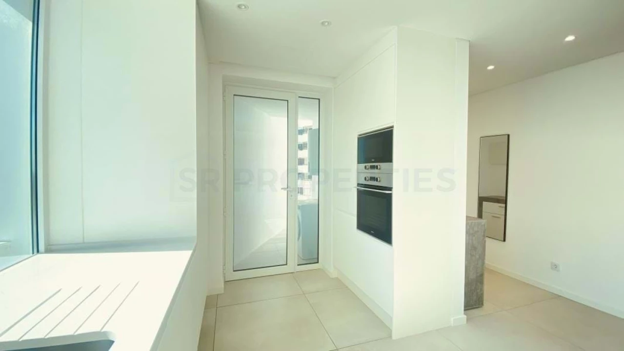 Apartamento T3 para Venda em Quarteira Foto 21