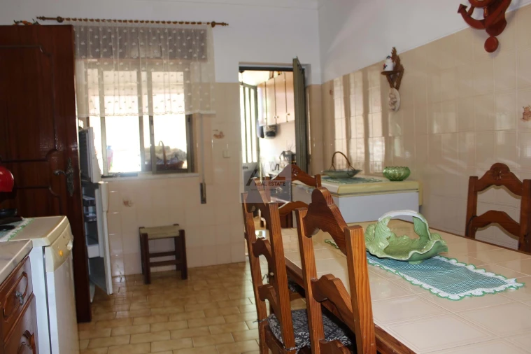 Moradia T4 para Venda em Portimão Foto 29