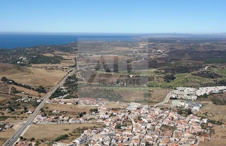 Moradia T4 para Venda em Portimão Foto 38