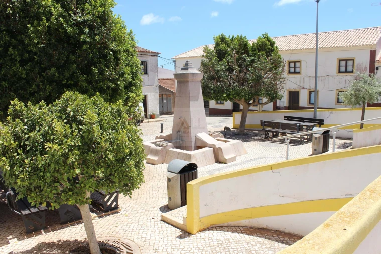 Moradia T4 para Venda em Portimão Foto 40