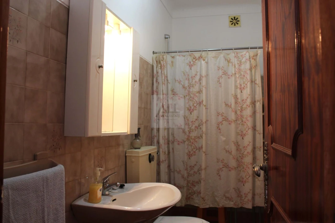 Moradia T4 para Venda em Portimão Foto 13