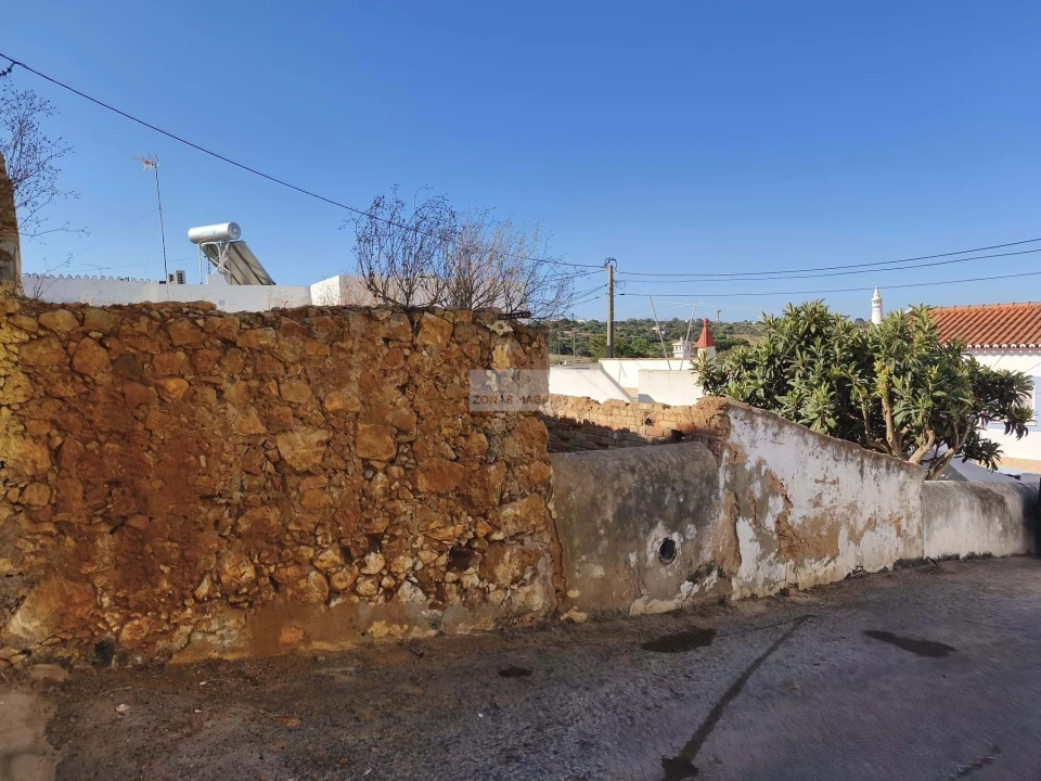 Moradia T2 para Venda em Luz Foto 10