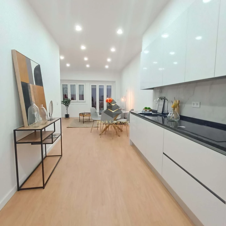 Apartamento T3 para Venda em São Vicente Foto 13