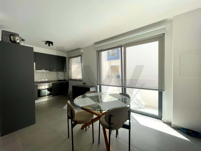 Apartamento T2 para Venda em Portimão Foto 3