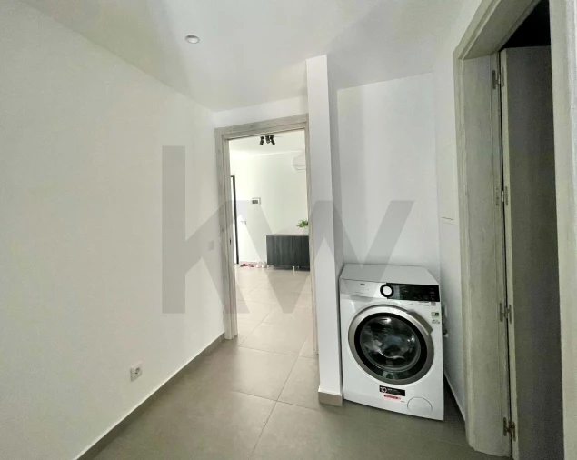Apartamento T2 para Venda em Portimão Foto 6