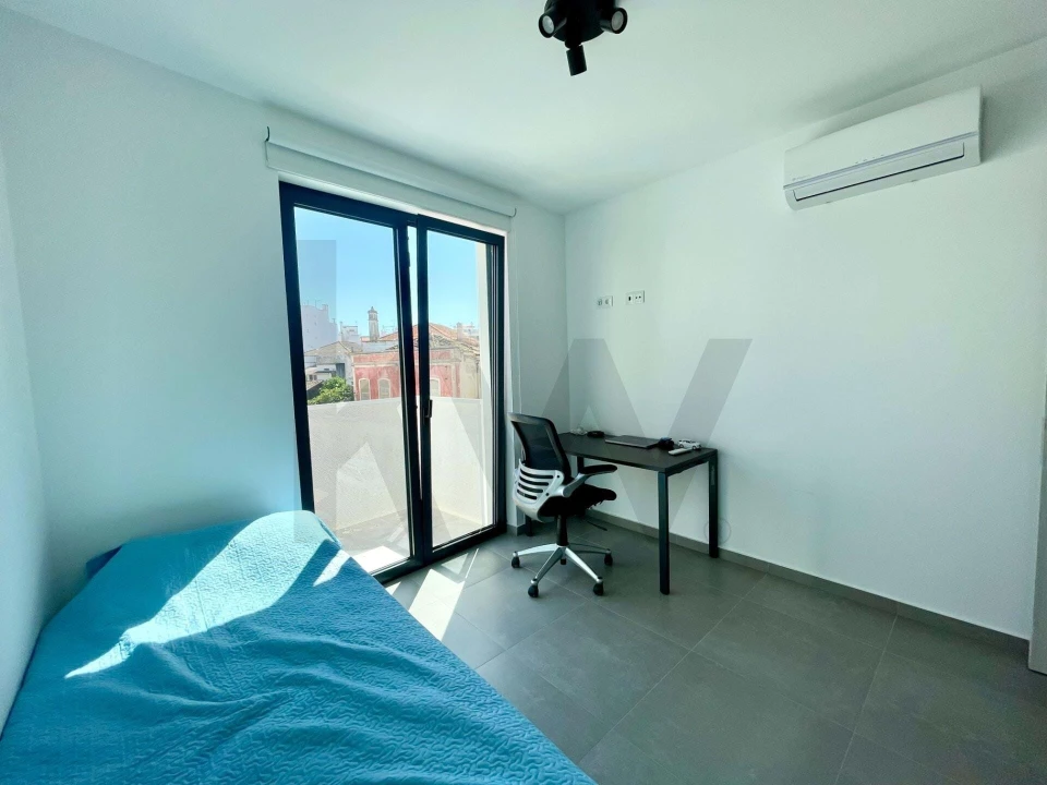 Apartamento T2 para Venda em Portimão Foto 10