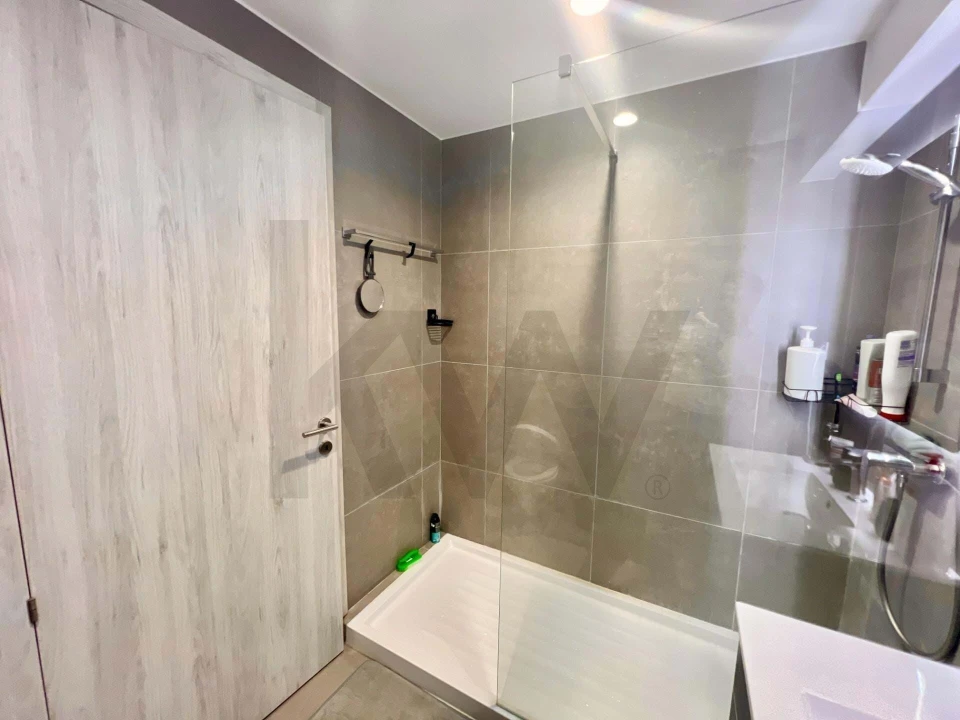 Apartamento T1 para Venda em Portimão Foto 4