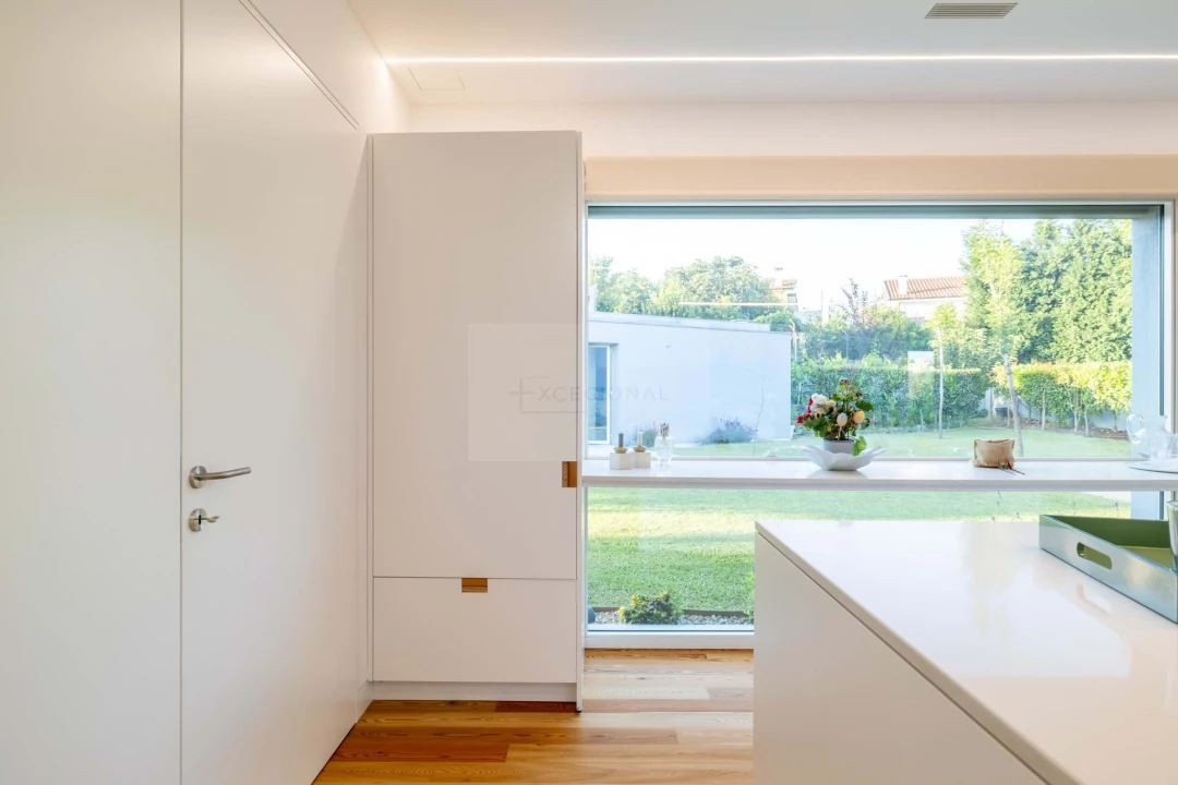 Moradia T4 para Venda em Santa Marinha e São Pedro da Afurada Foto 59