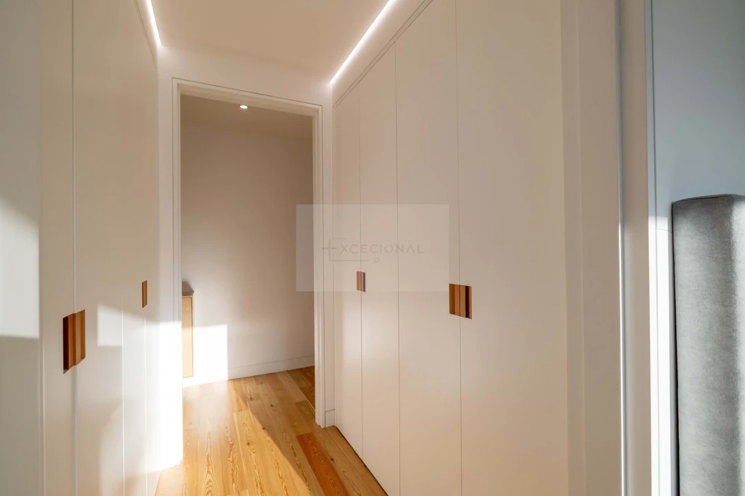 Moradia T4 para Venda em Santa Marinha e São Pedro da Afurada Foto 28