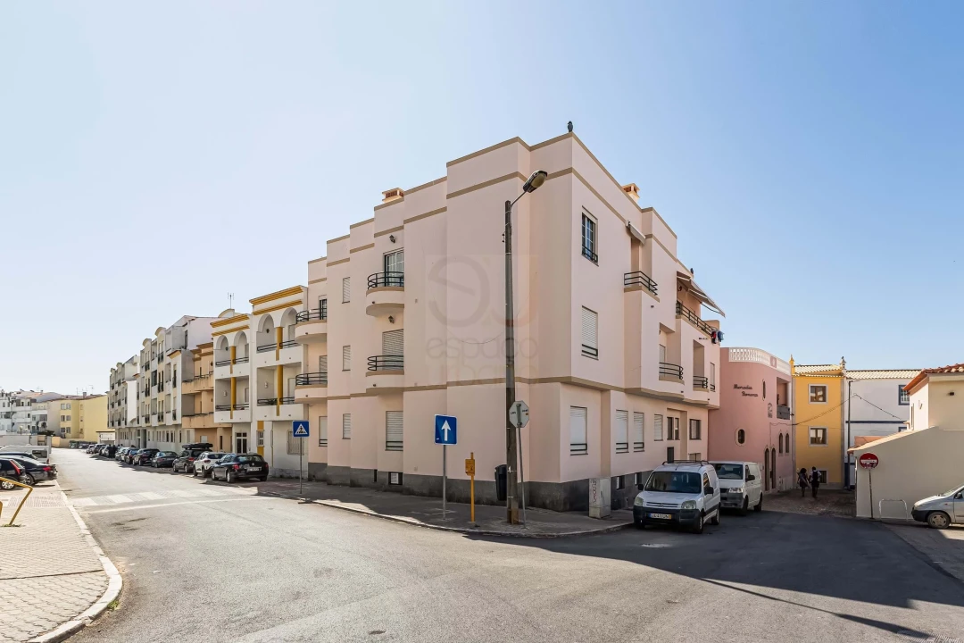 Apartamento T2 para Venda em Armação de Pera Foto 17