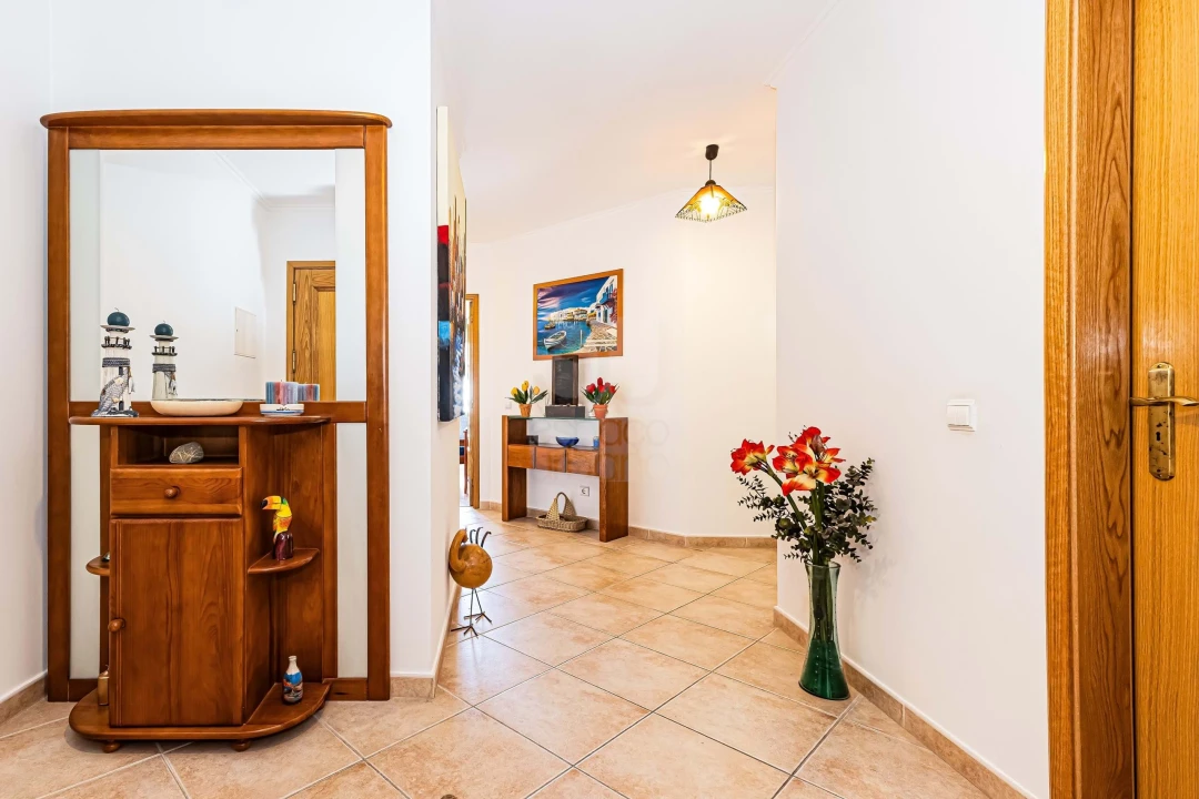 Apartamento T2 para Venda em Armação de Pera Foto 2