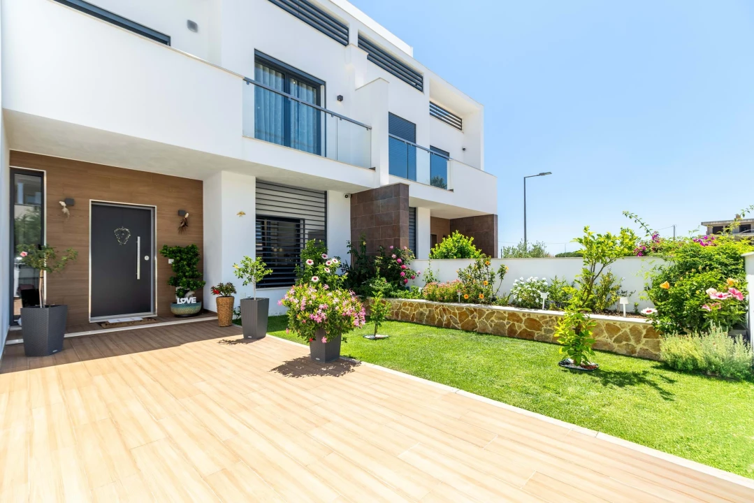 Moradia T4 para Venda em Ferreiras Foto 49