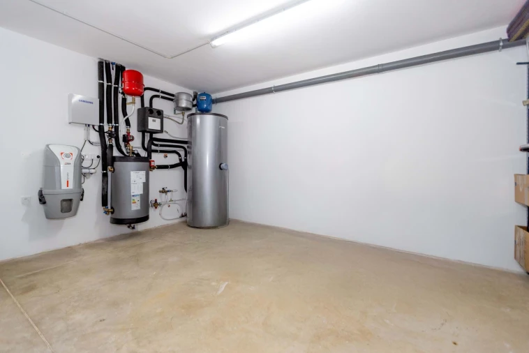 Moradia T4 para Venda em Ferreiras Foto 60