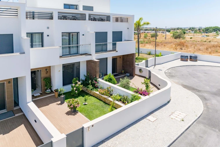 Moradia T4 para Venda em Ferreiras Foto 53