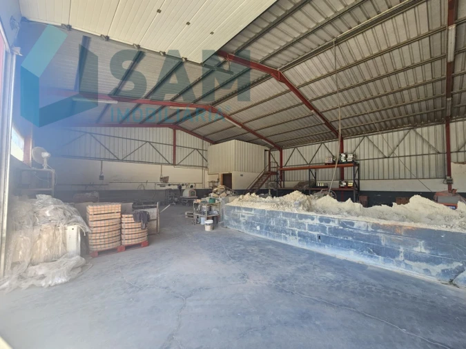 Armazém para Venda em Campelos e Outeiro da Cabeça Foto 10