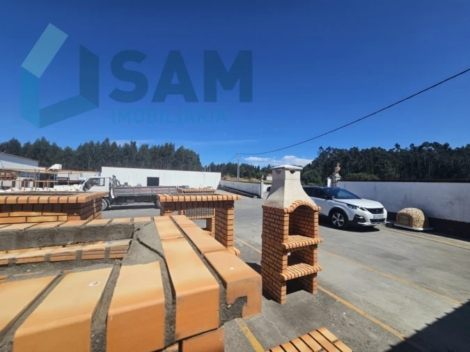 Armazém para Venda em Campelos e Outeiro da Cabeça Foto 11