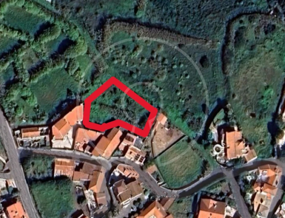 Terreno para Venda em Colares Foto 1