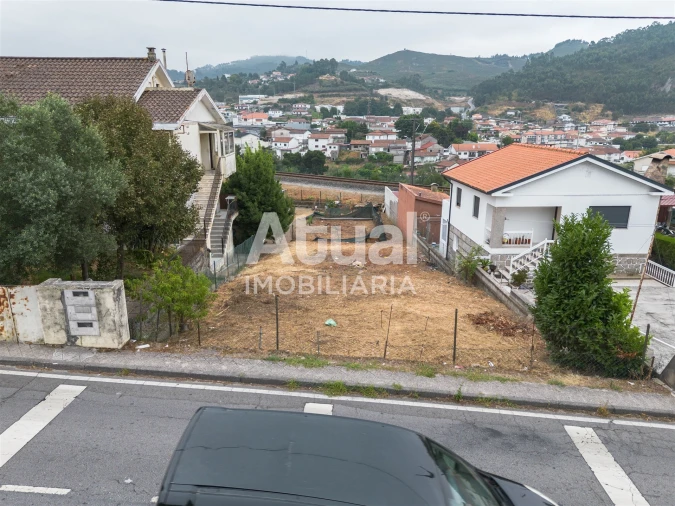 Terreno para Venda em Moreira de Conegos Foto 1