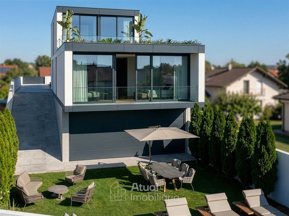 Terreno para Venda em Moreira de Conegos Foto 1