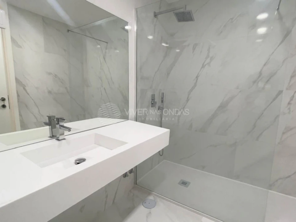 Apartamento T3 para Venda em Urgezes Foto 14